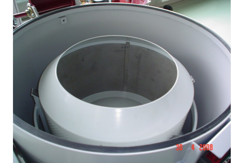 Intérieur d'une centrifugeuse pour copeaux métalliques de Rimann